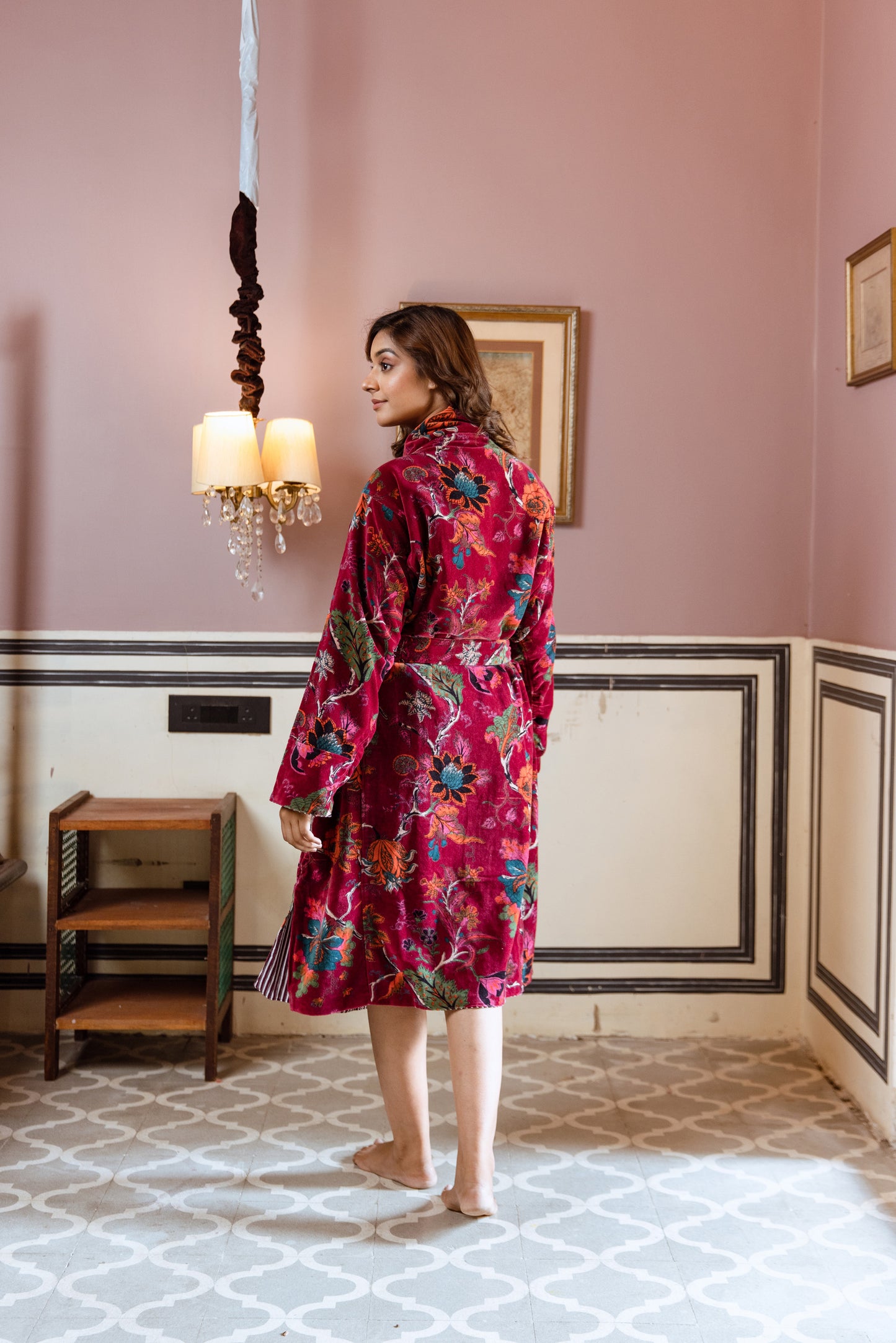 MAROON FLORAL VINE VELVET ROBE