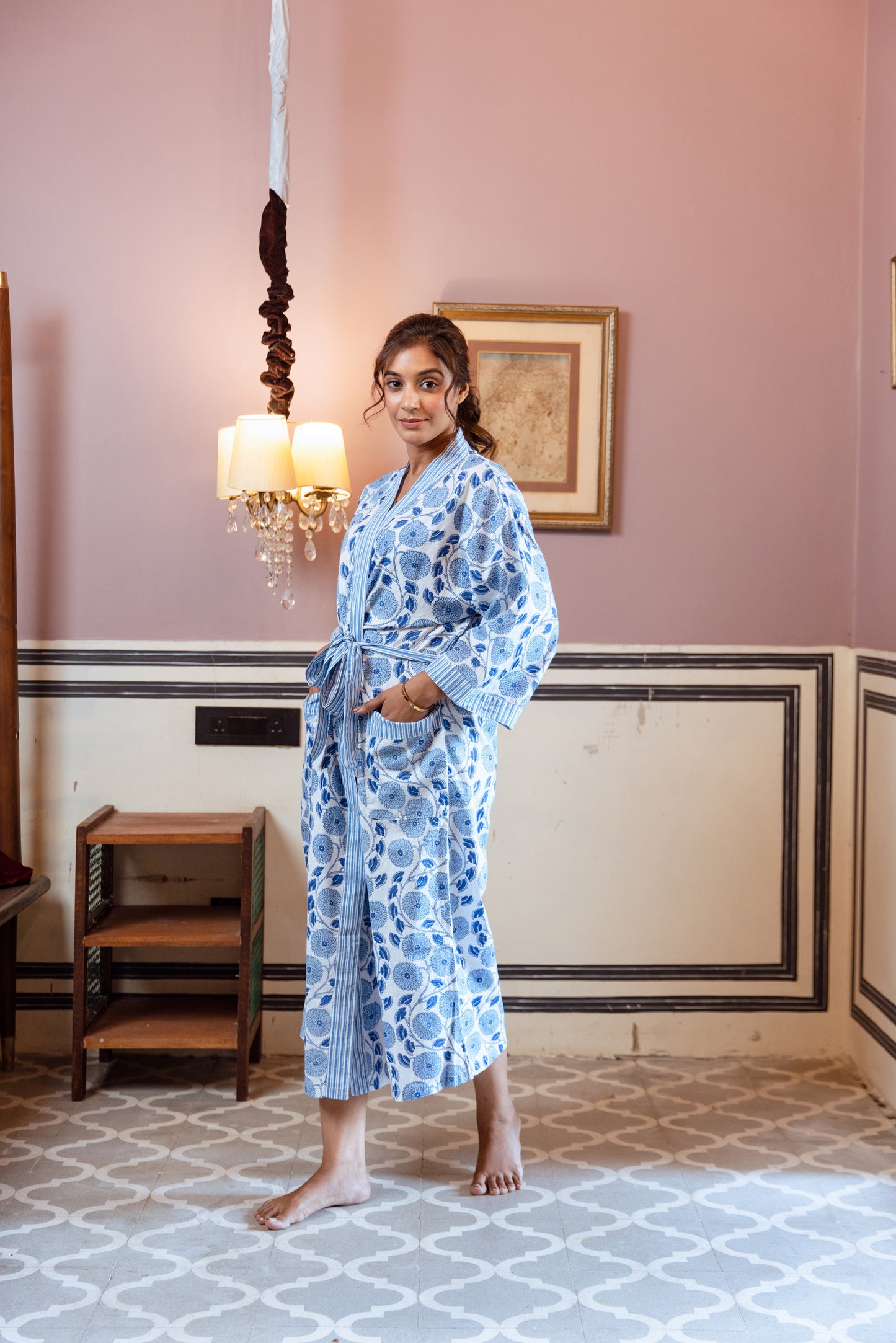 WHITE & BLUE FLORAL COTTON ROBE