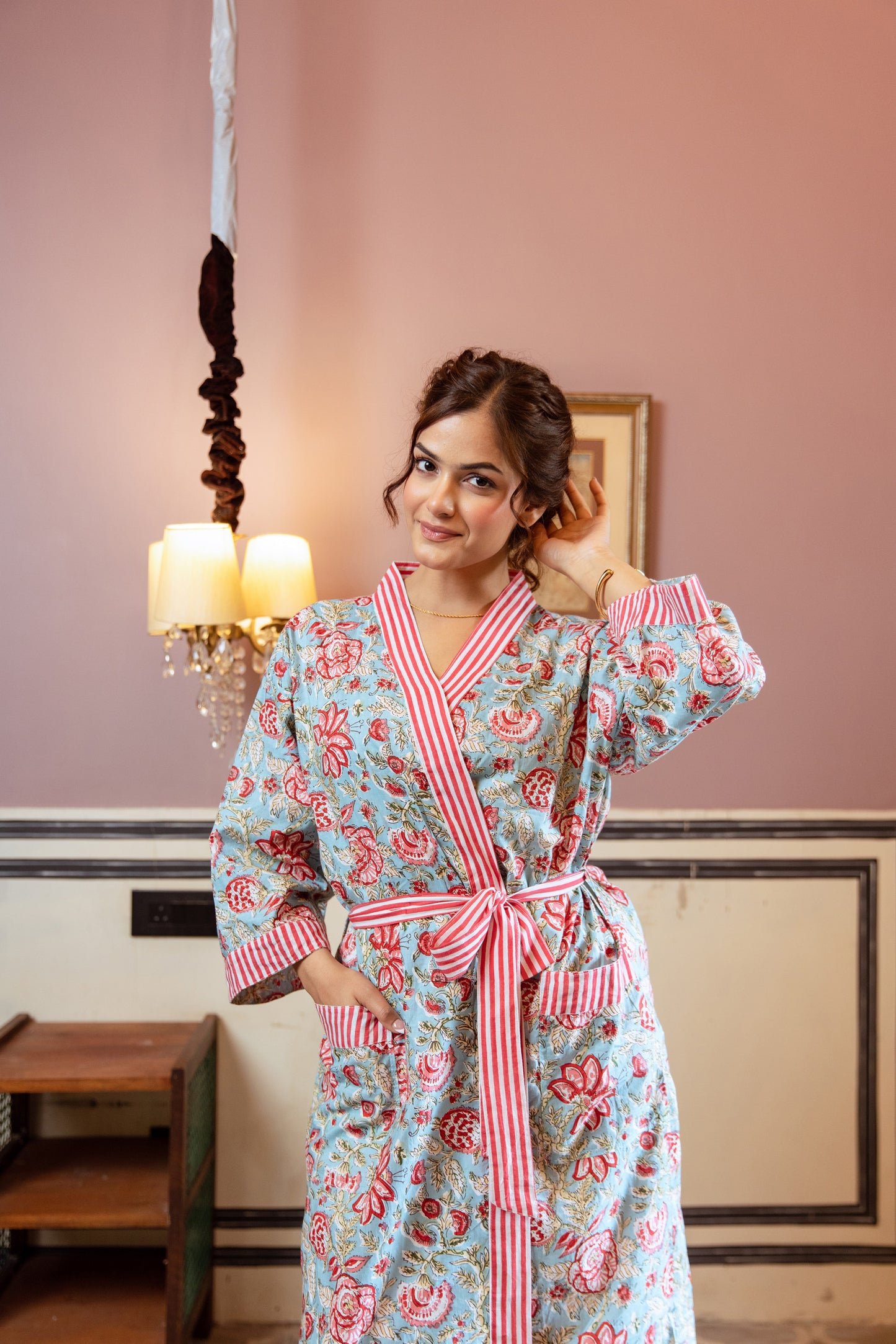 LIGHT BLUE FLORAL VINE COTTON ROBE